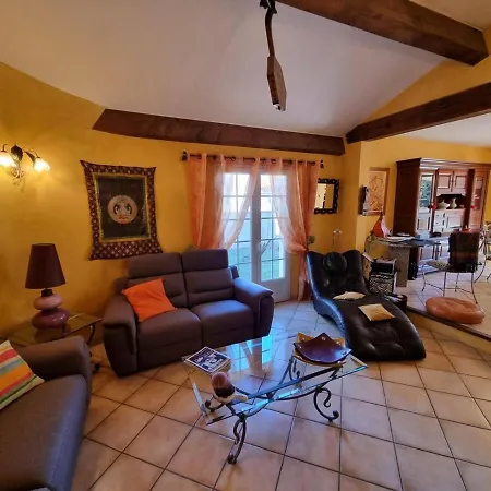 Spacieuse 3 Avec Jardin, Terrasse Et Garage A Village - Fr-1-388-185 Villa Argeles-sur-Mer